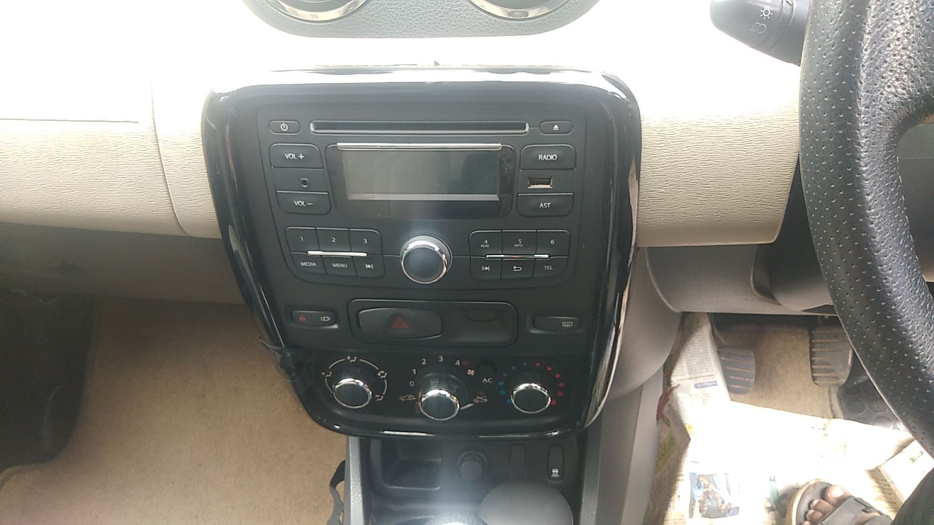 Duster image 17 Duster image 17