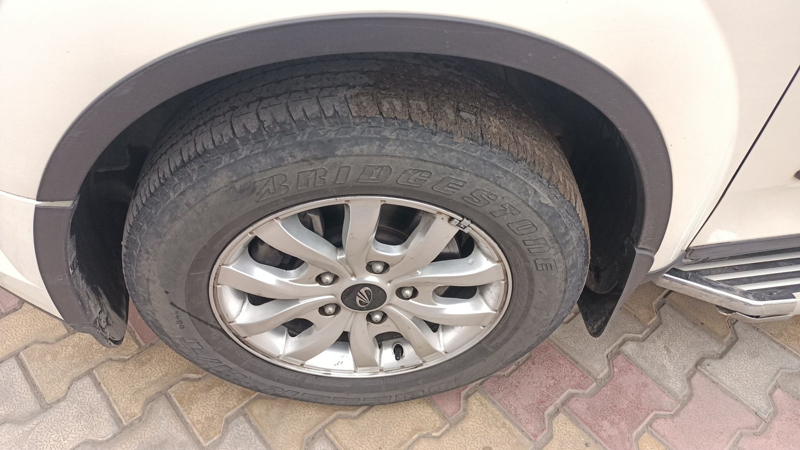 XUV500 image 12 XUV500 image 12