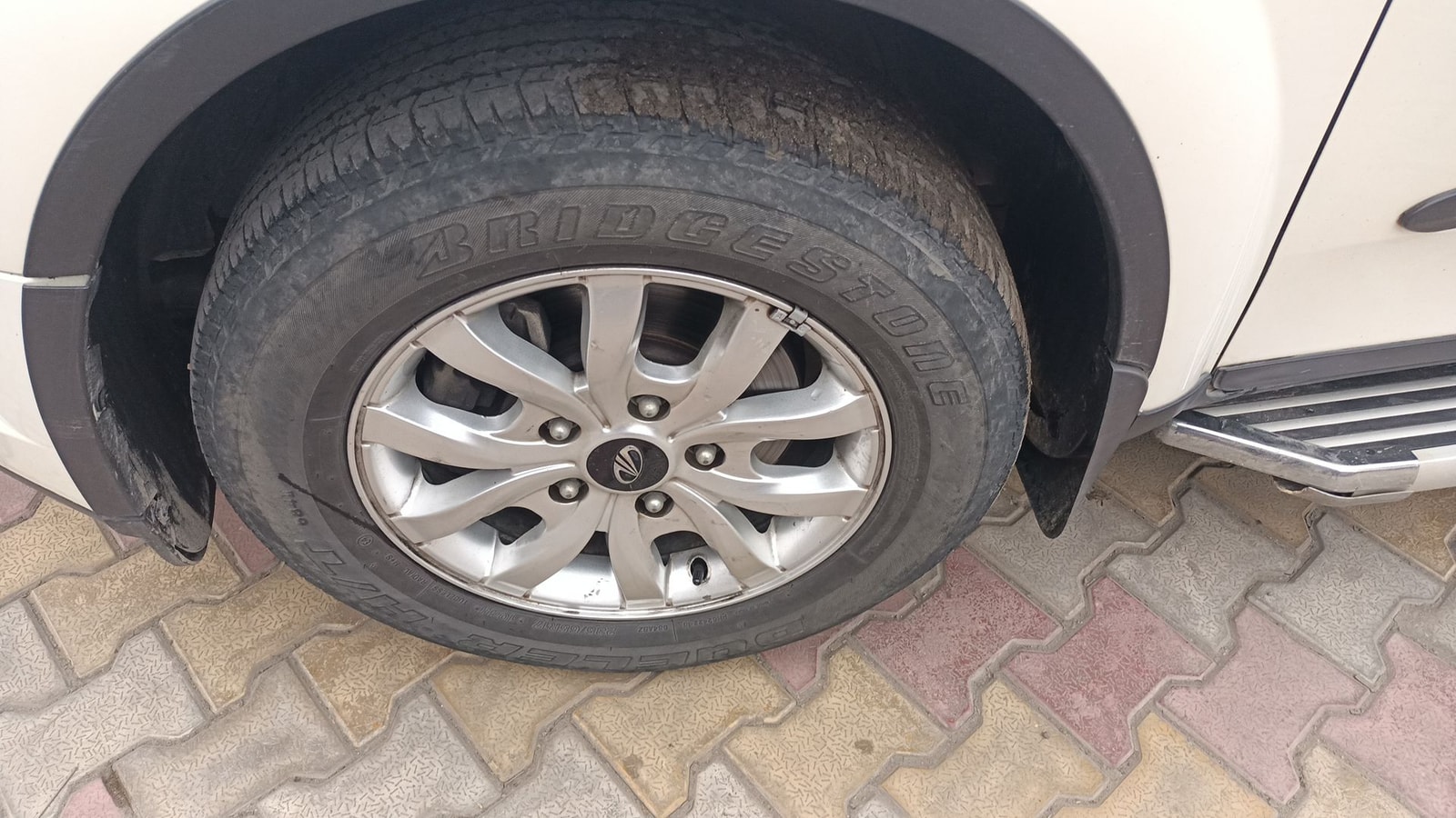 XUV500 image 14 XUV500 image 14