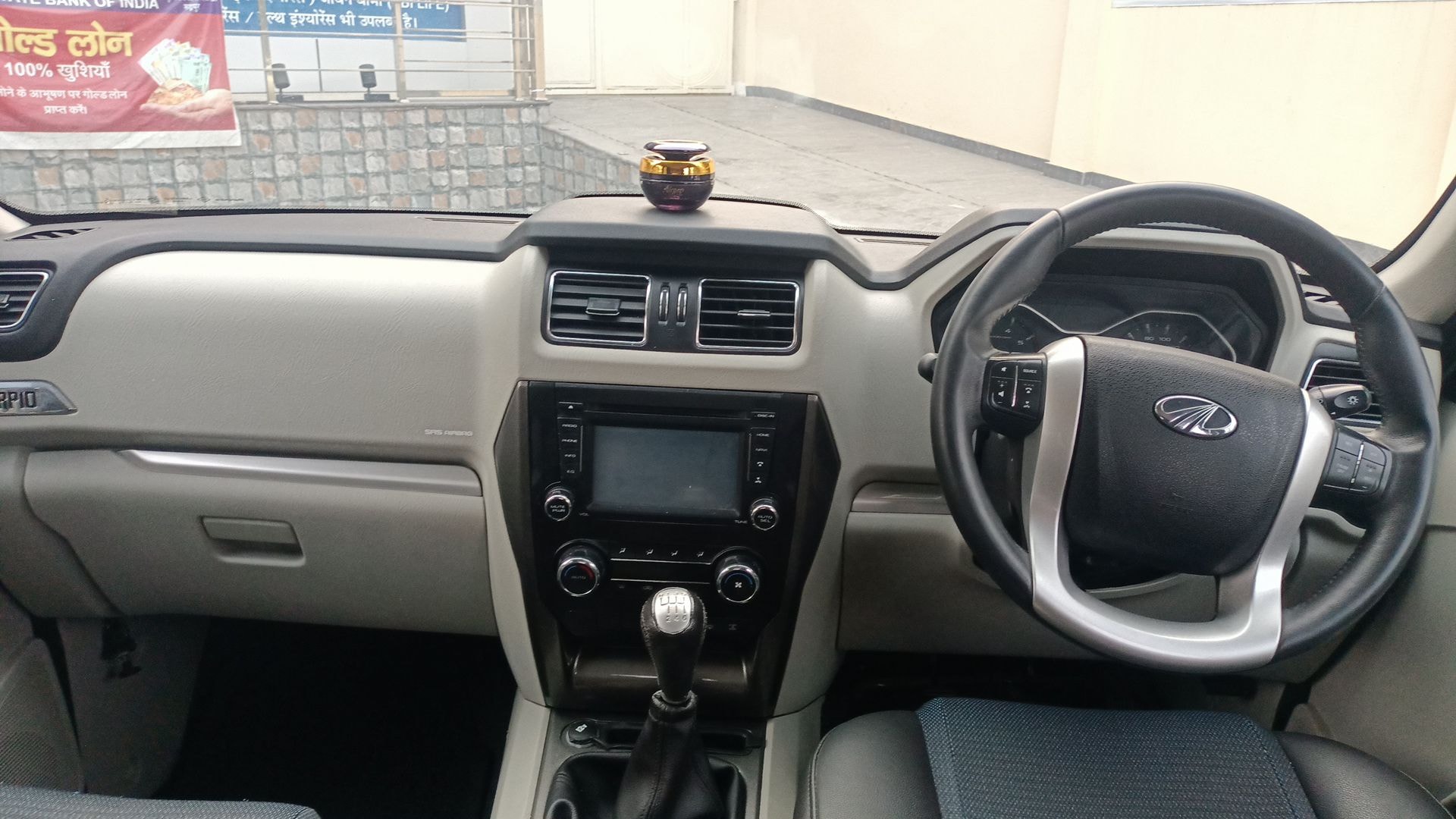 Scorpio image 15 Scorpio image 15