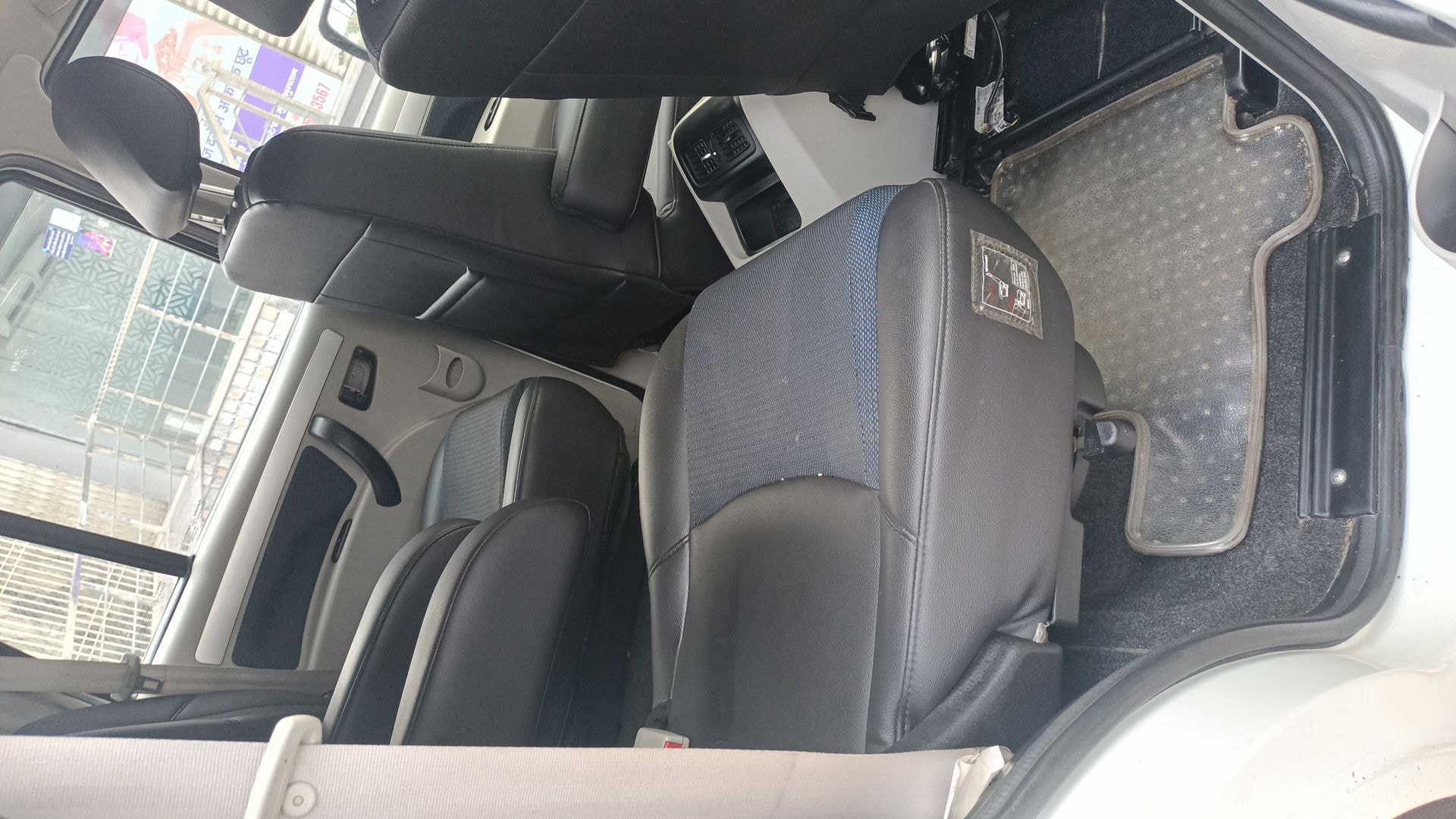 Scorpio image 9 Scorpio image 9