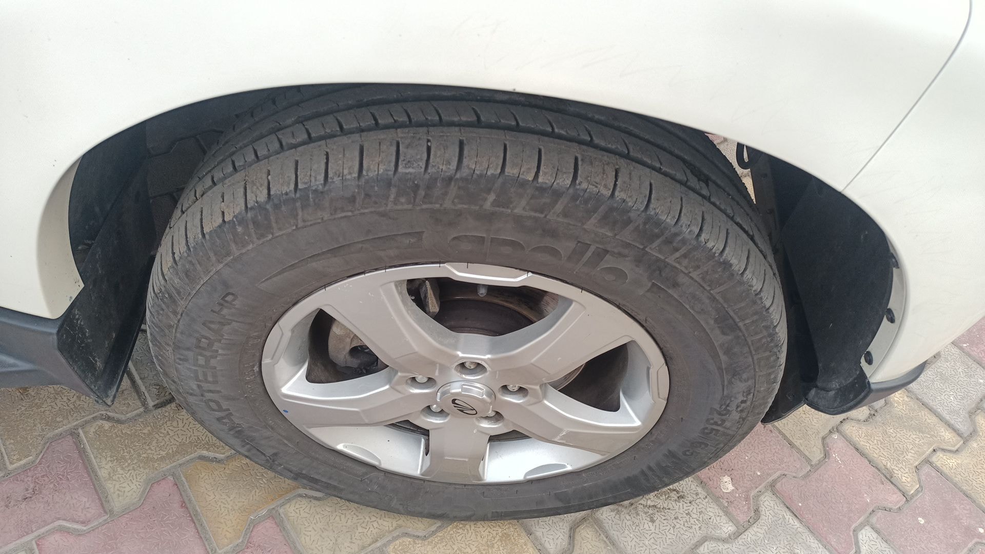 Scorpio image 11 Scorpio image 11