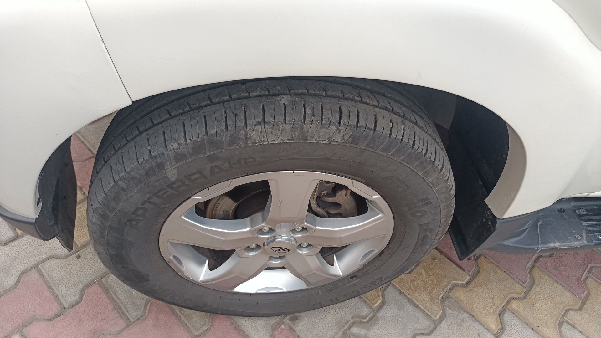 Scorpio image 12 Scorpio image 12