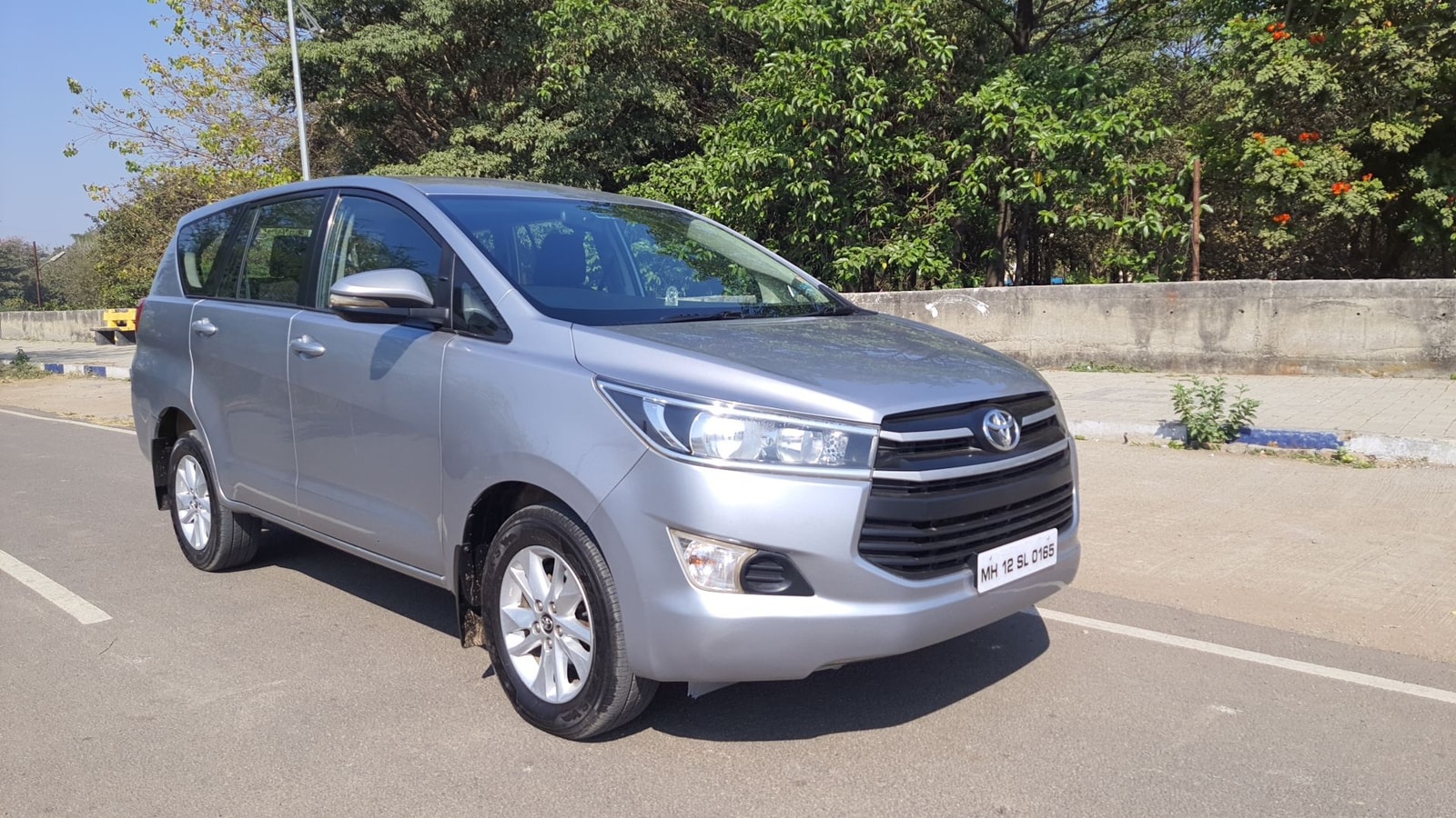 Innova Crysta image 9 Innova Crysta image 9