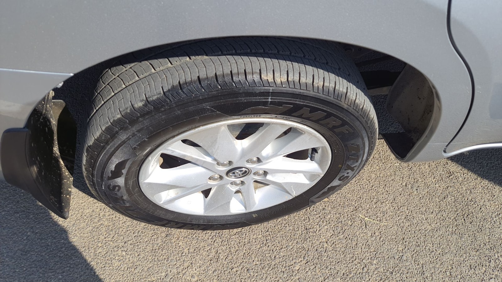 Innova Crysta image 11 Innova Crysta image 11