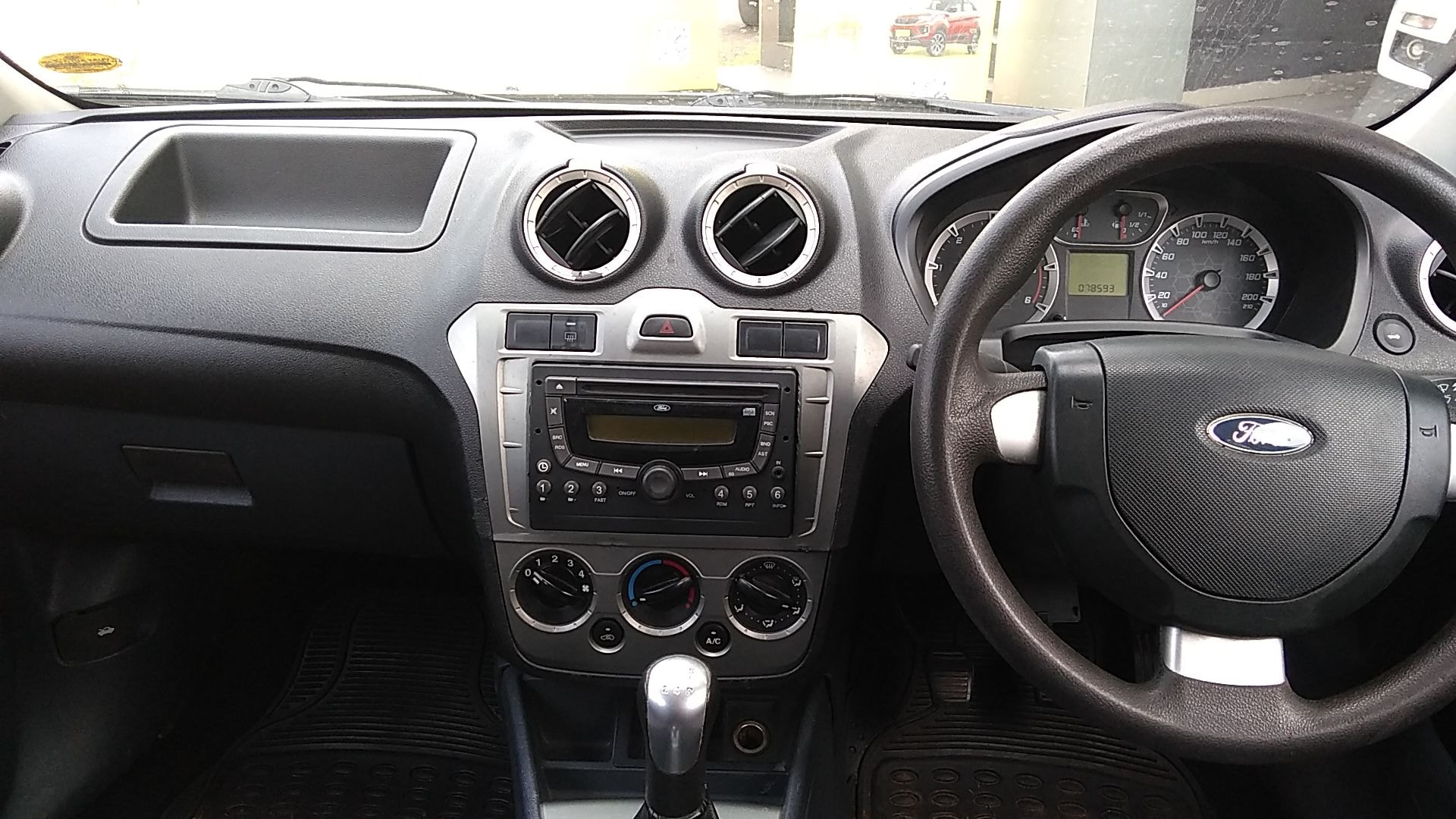 Fiesta Classic image 15 Fiesta Classic image 15