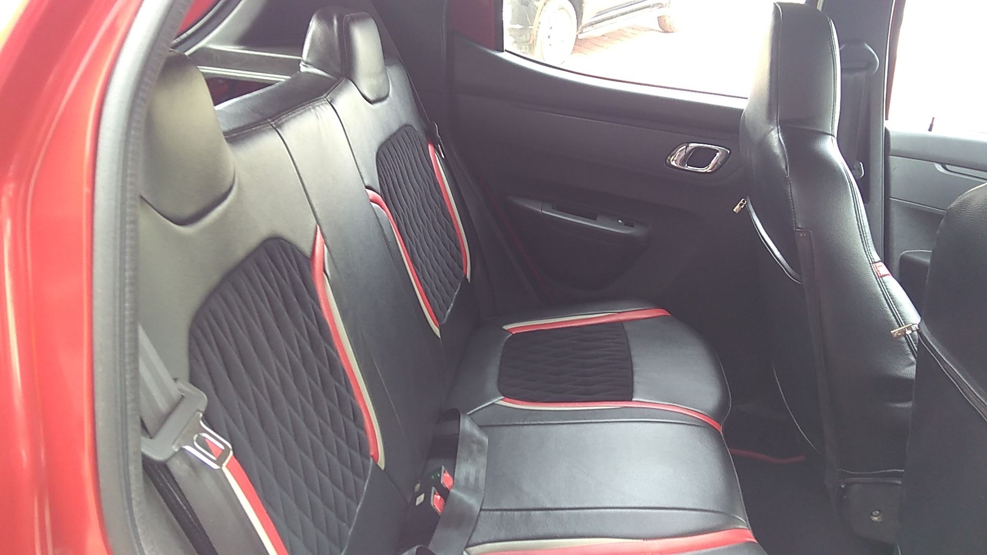 Kwid image 9 Kwid image 9