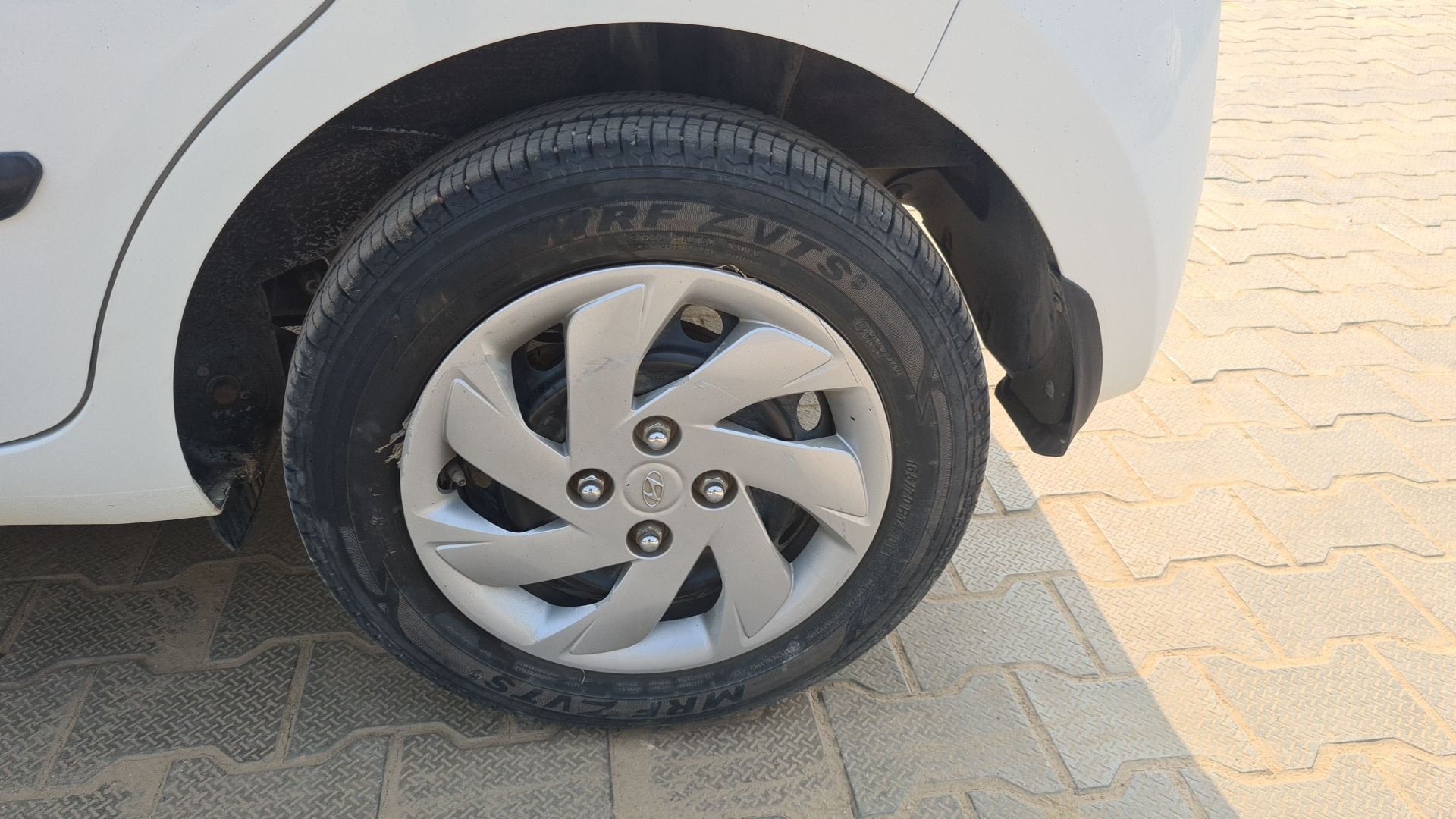 New Santro image 12 New Santro image 12