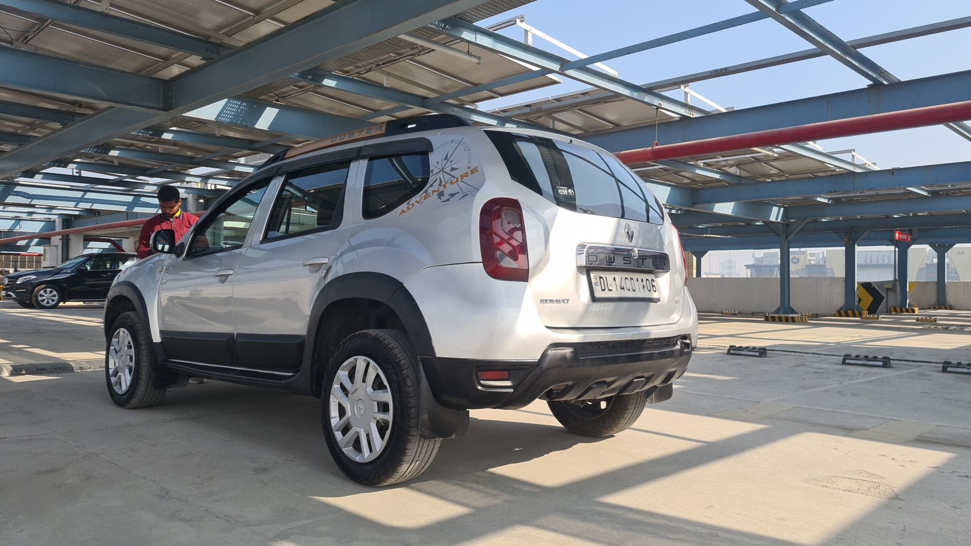 Duster image 3 Duster image 3