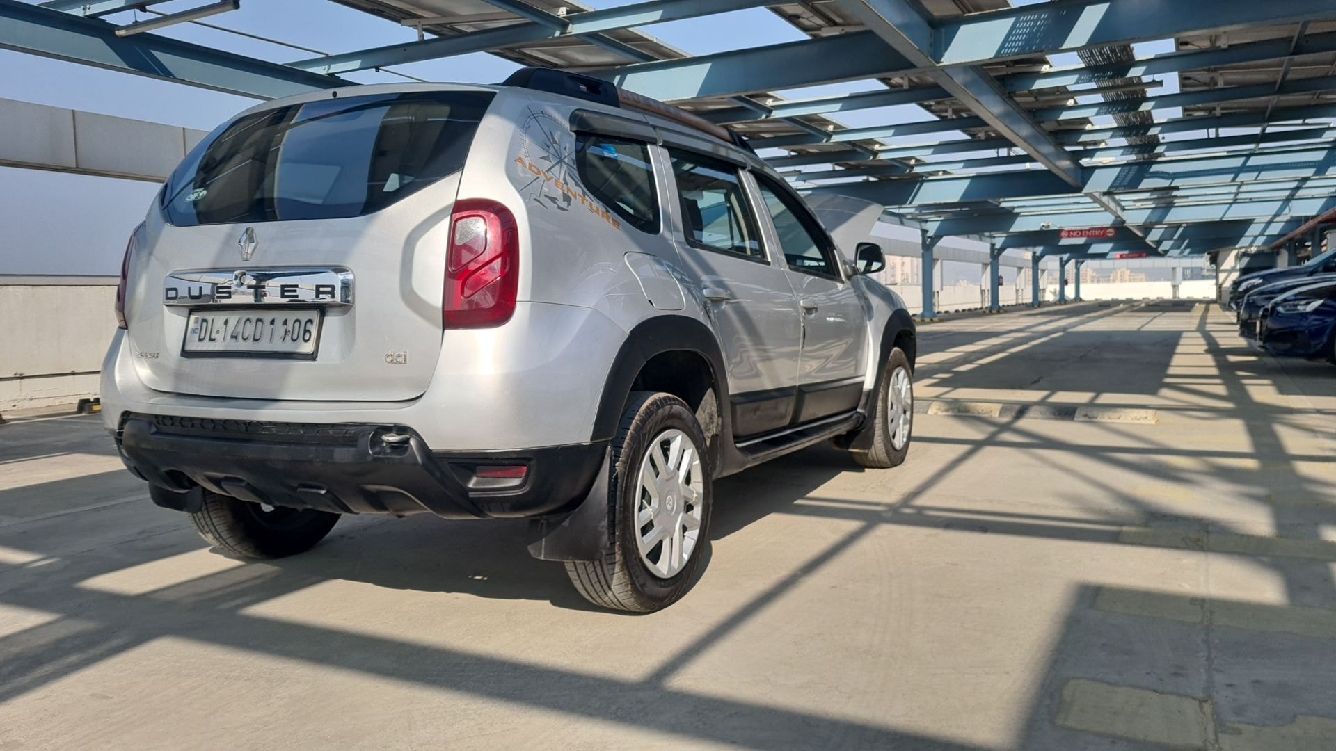 Duster image 6 Duster image 6