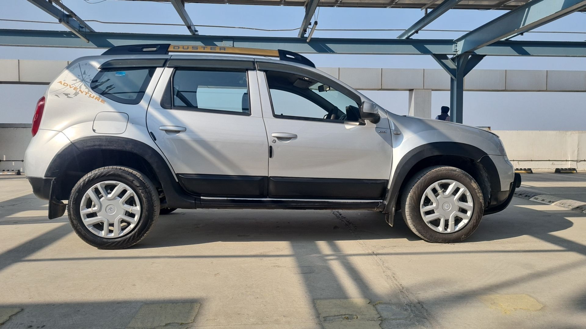 Duster image 7 Duster image 7