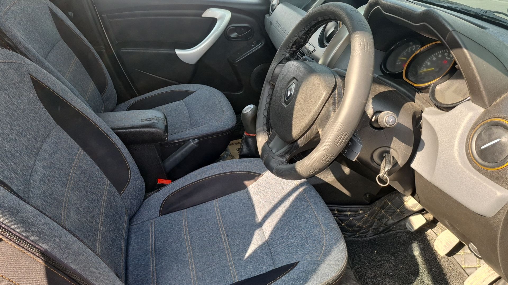 Duster image 19 Duster image 19