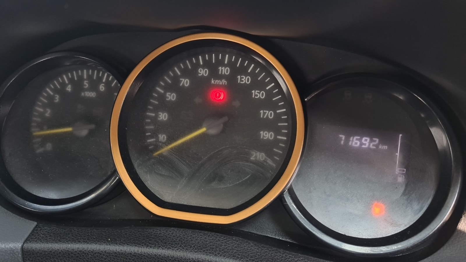 Duster image 16 Duster image 16