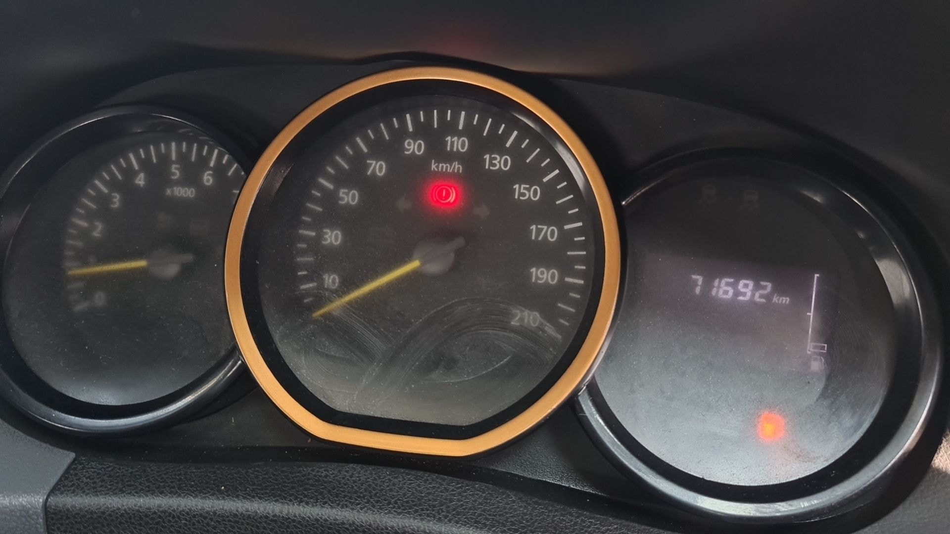 Duster image 16 Duster image 16