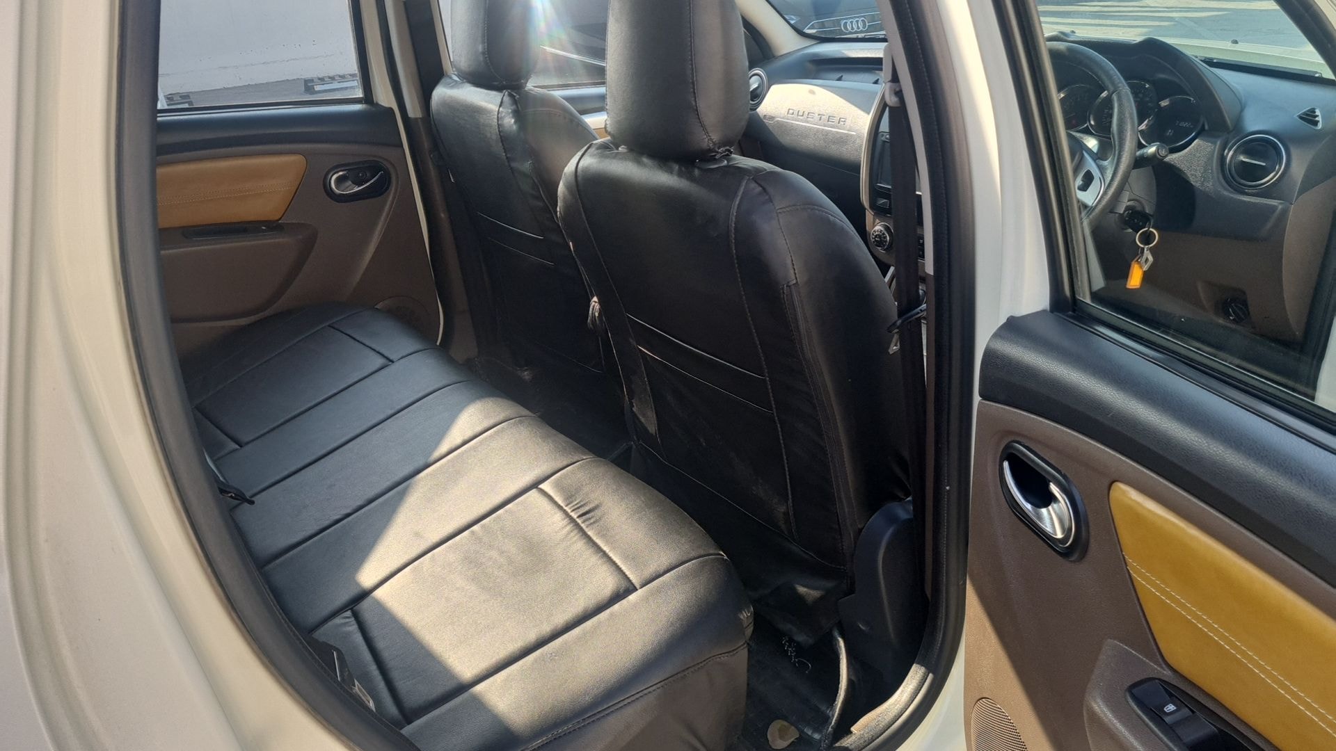 Duster image 8 Duster image 8