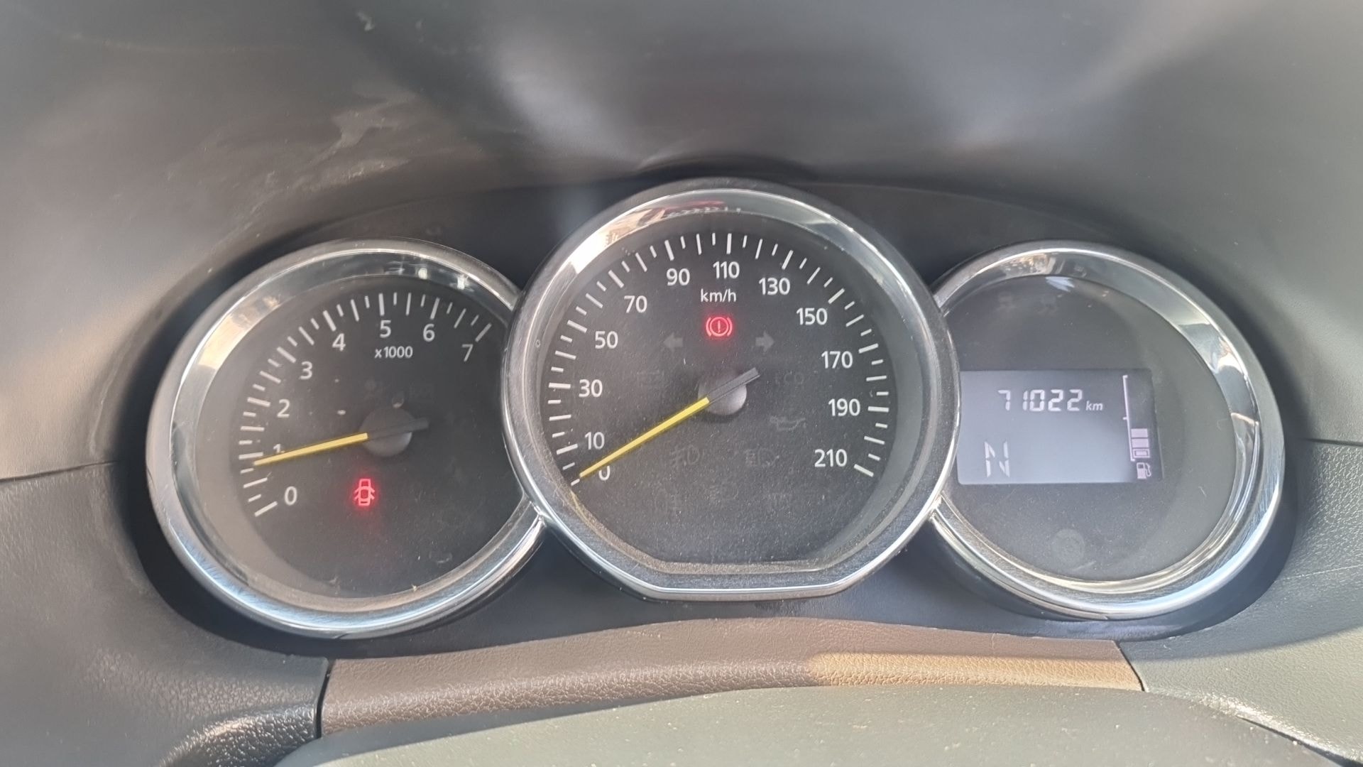 Duster image 16 Duster image 16