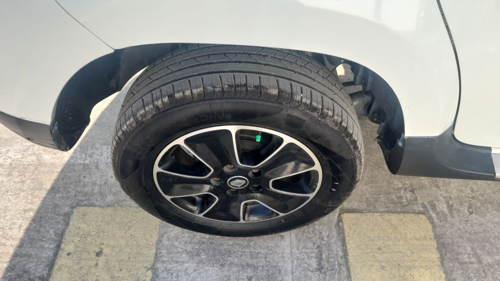 Duster image 13 Duster image 13