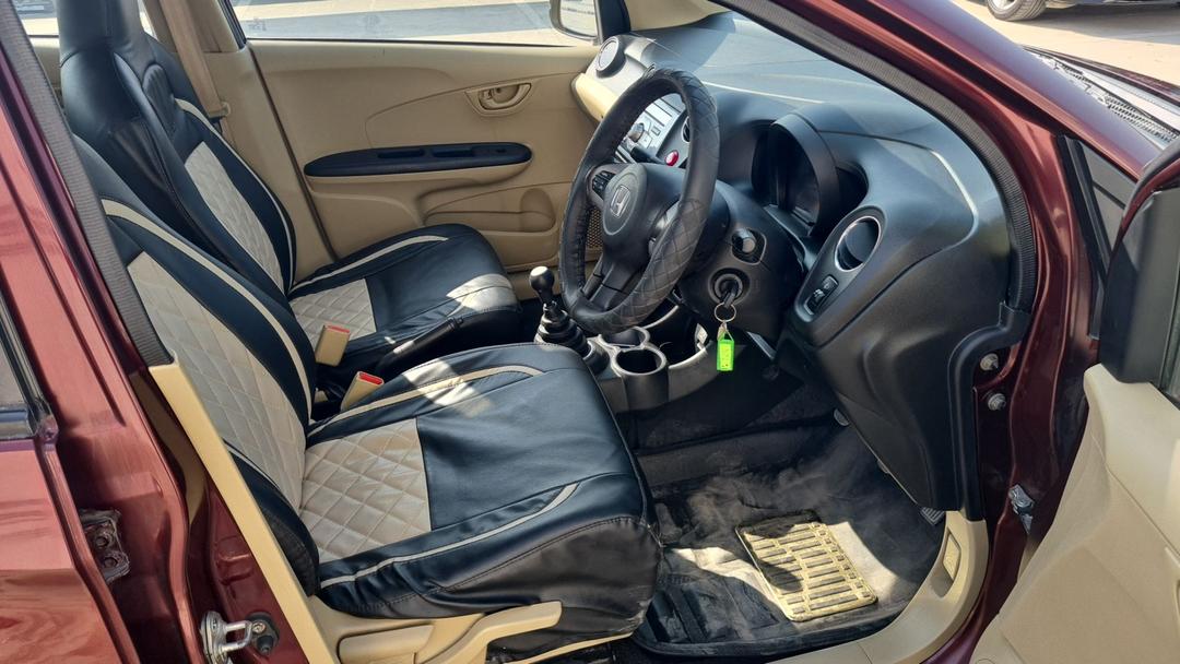 2015 Honda Amaze S MT Petrol BS IV Hres  B Interior 