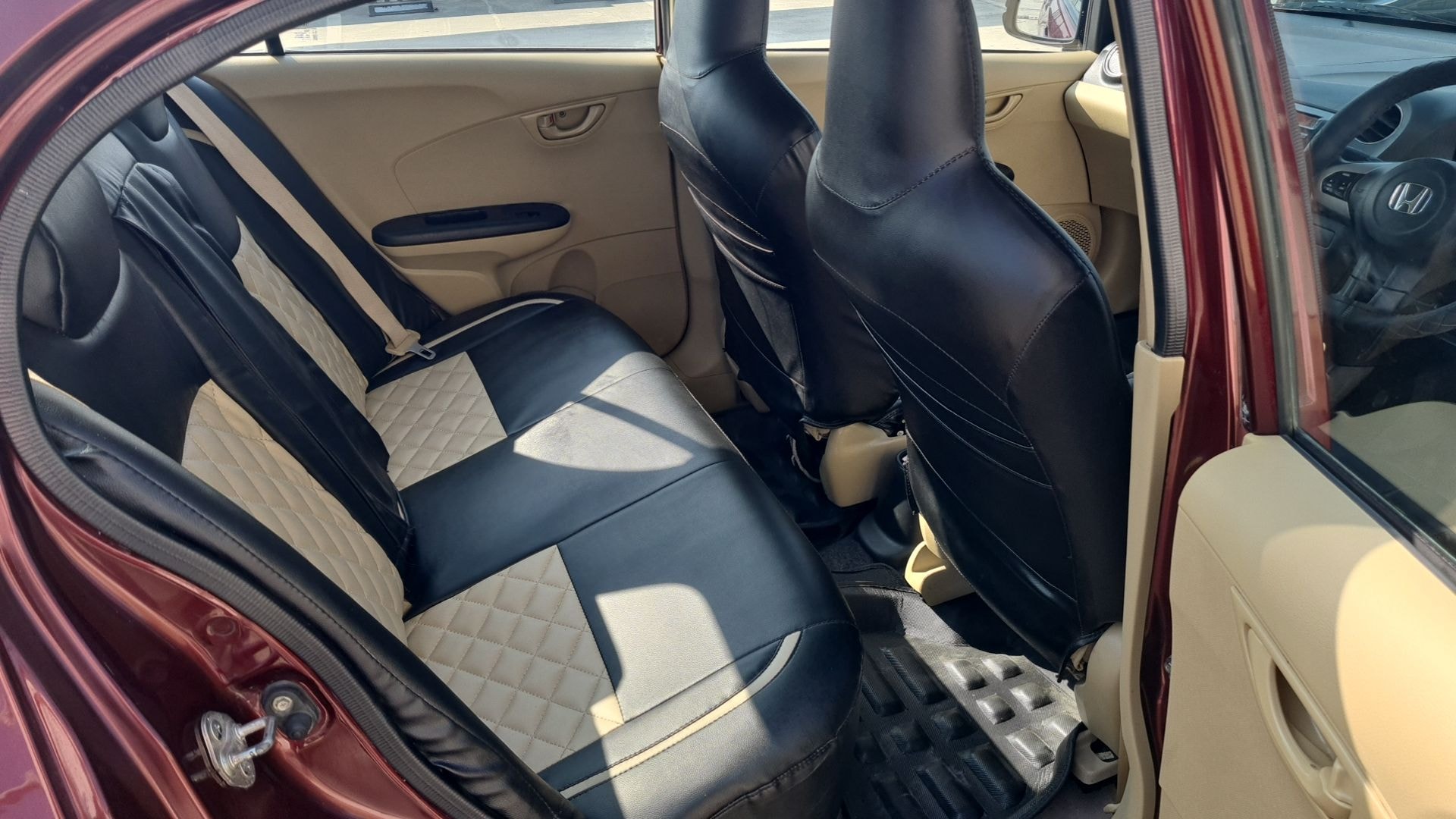 Amaze image 8 Amaze image 8