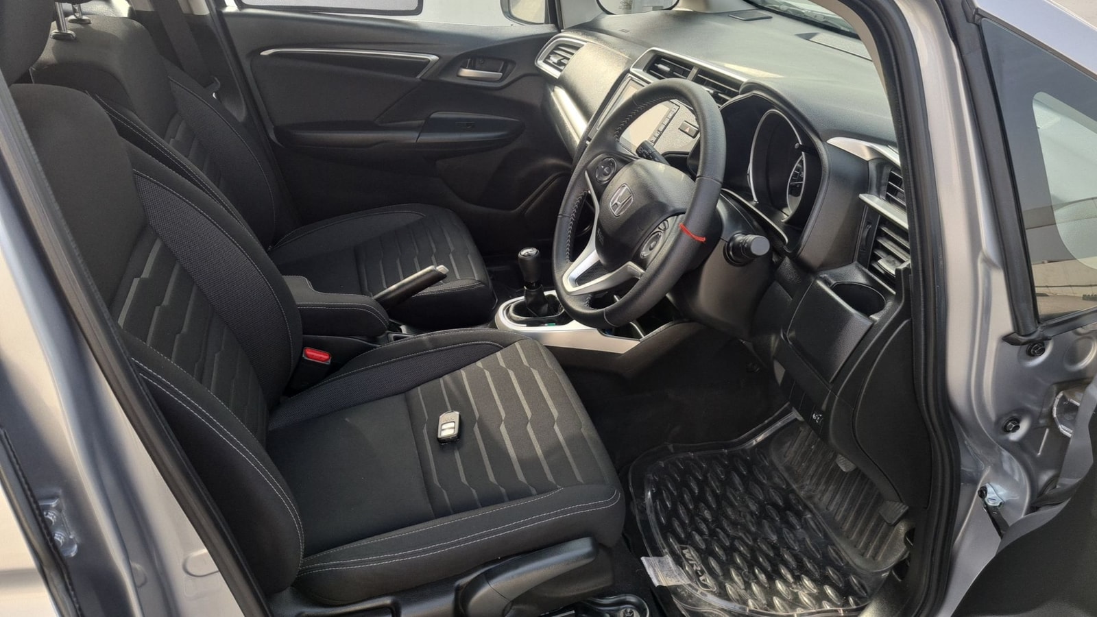 WR-V image 19 WR-V image 19