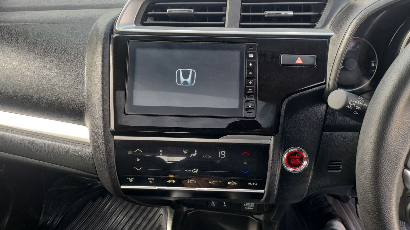 WR-V image 17 WR-V image 17