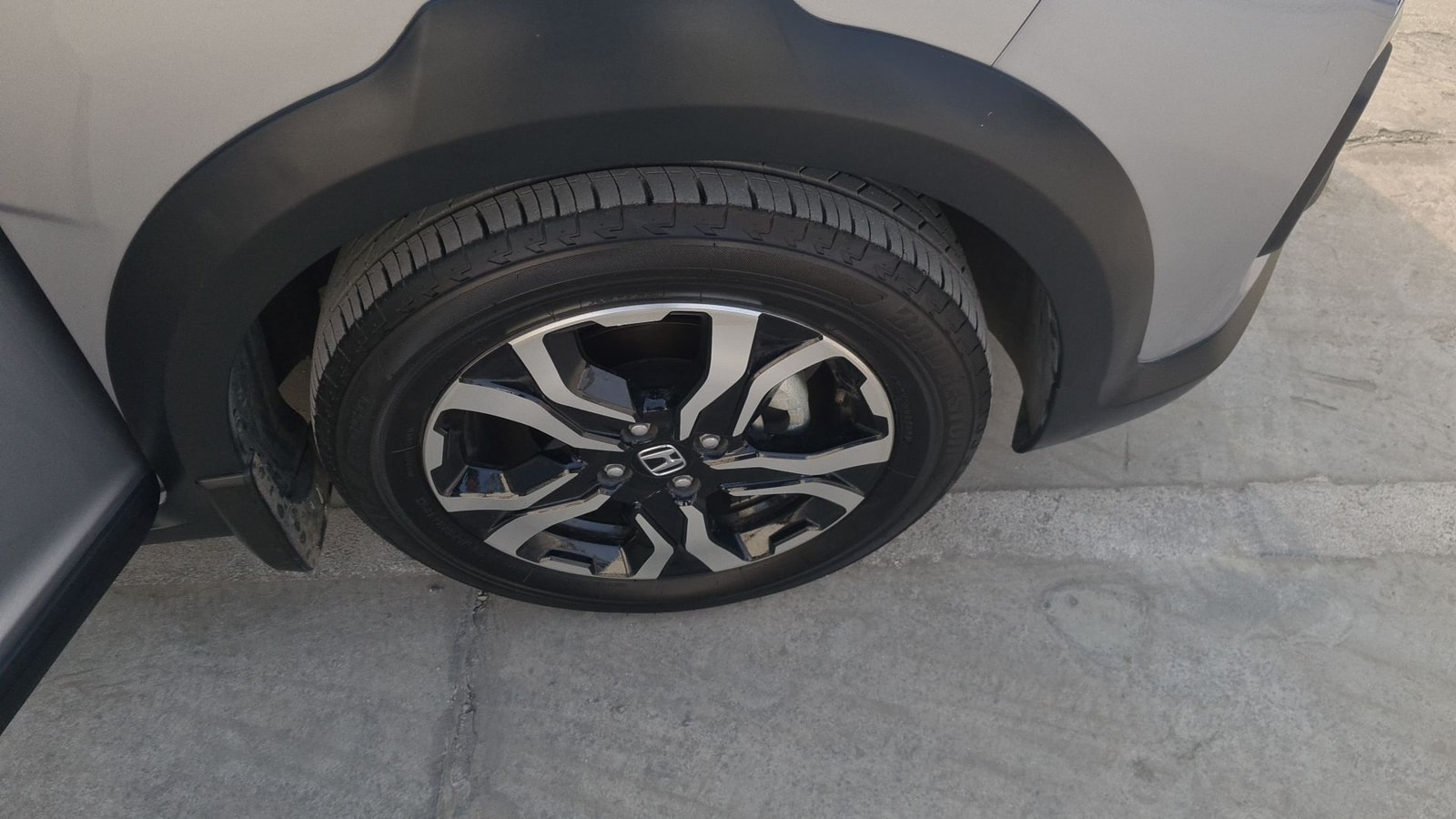 WR-V image 11 WR-V image 11