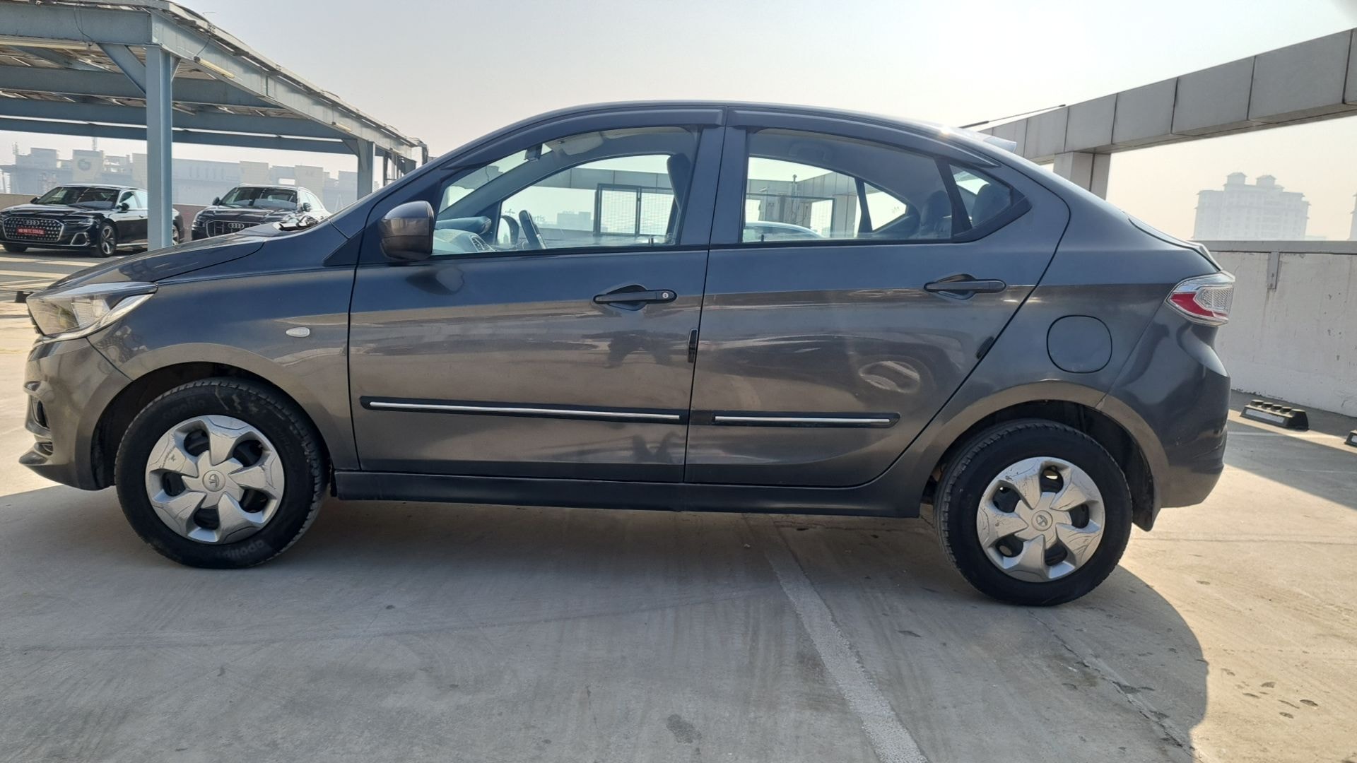 Tigor image 2 Tigor image 2