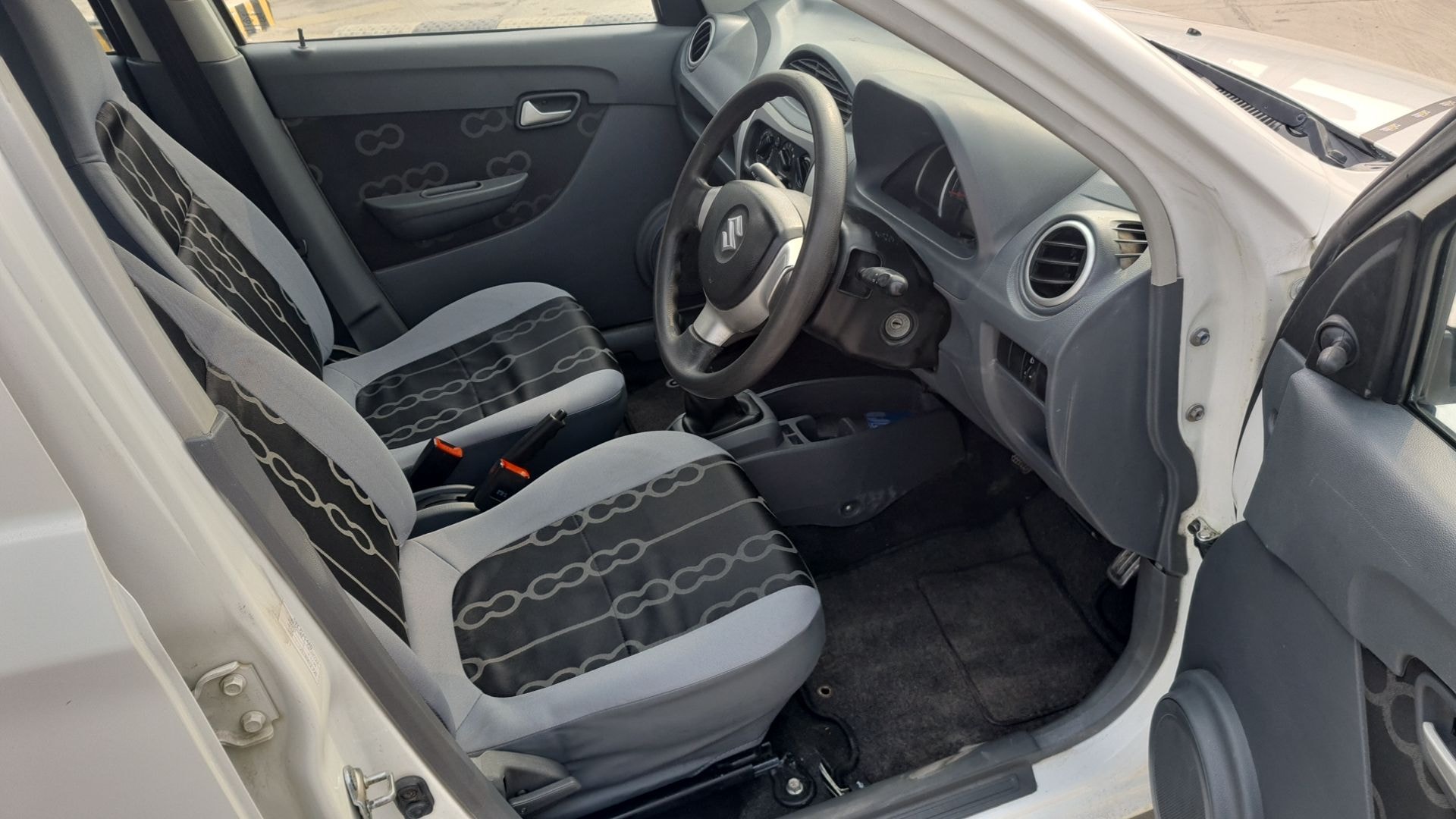 Alto 800 image 19 Alto 800 image 19