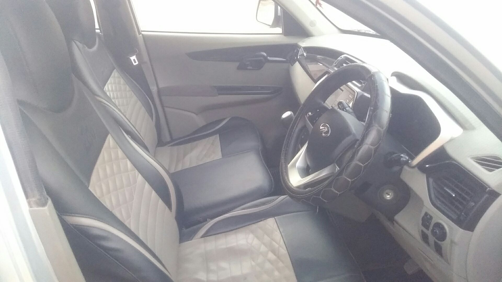 KUV100 image 19 KUV100 image 19