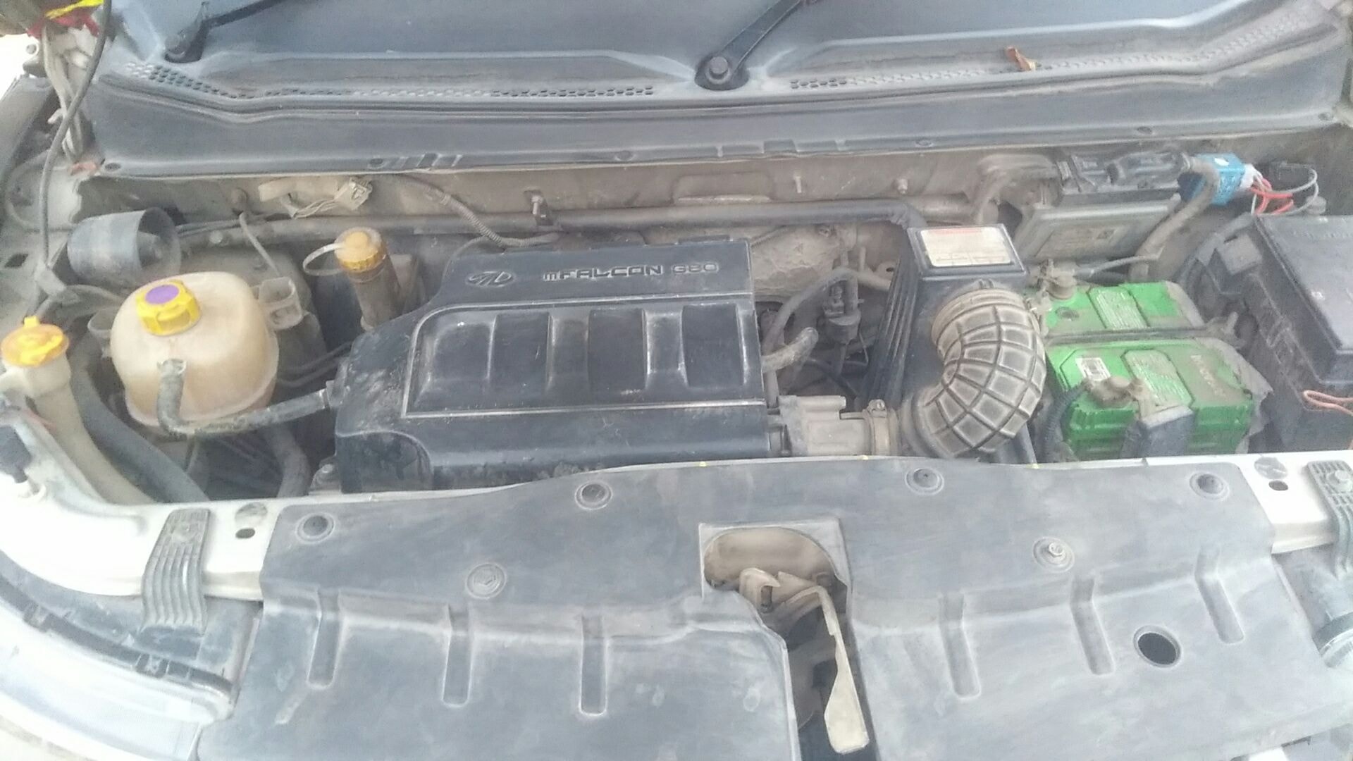 KUV100 image 14 KUV100 image 14