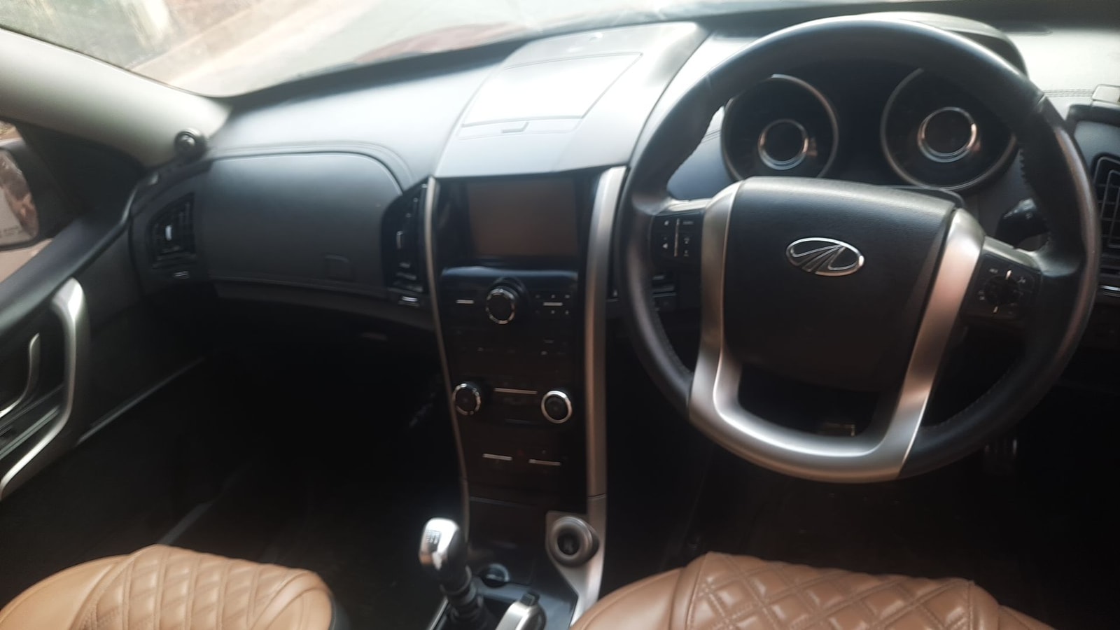 XUV500 image 15 XUV500 image 15