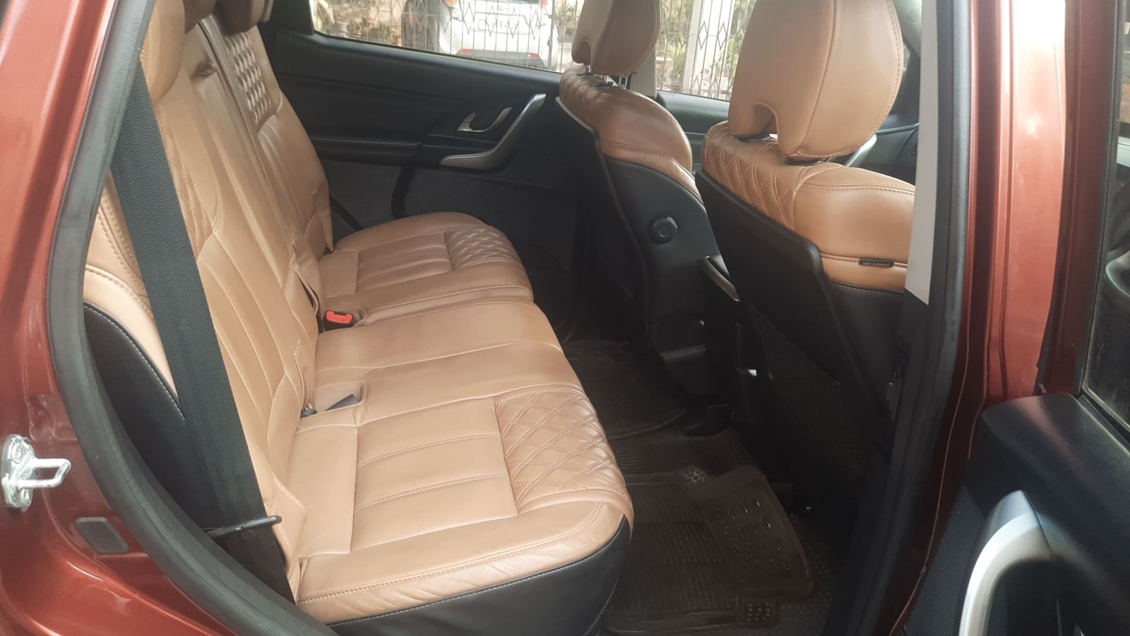 XUV500 image 8 XUV500 image 8