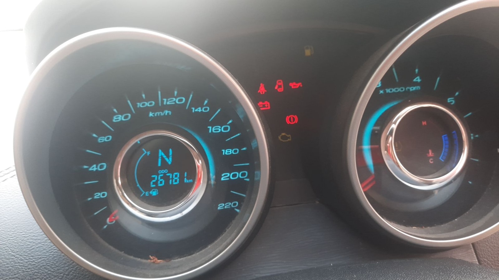 XUV500 image 16 XUV500 image 16