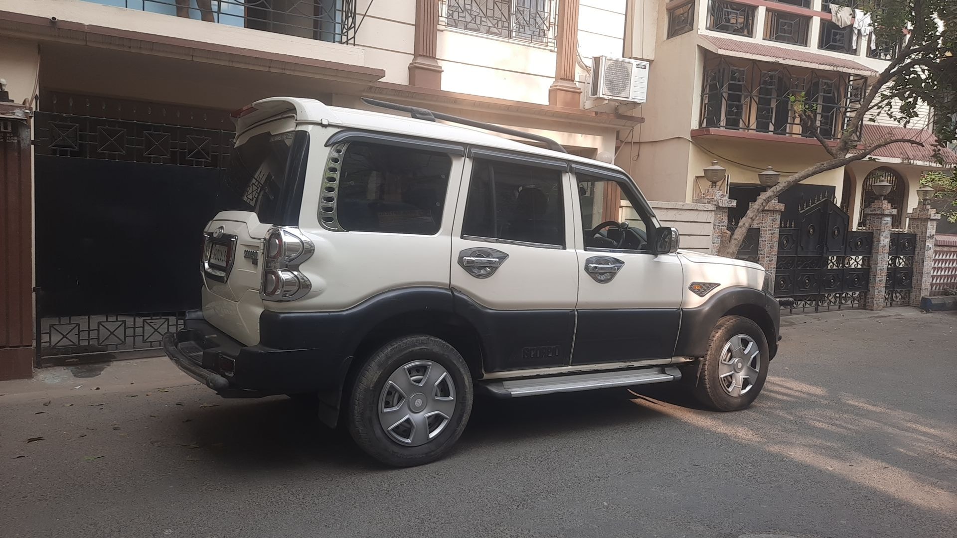 Scorpio image 6 Scorpio image 6