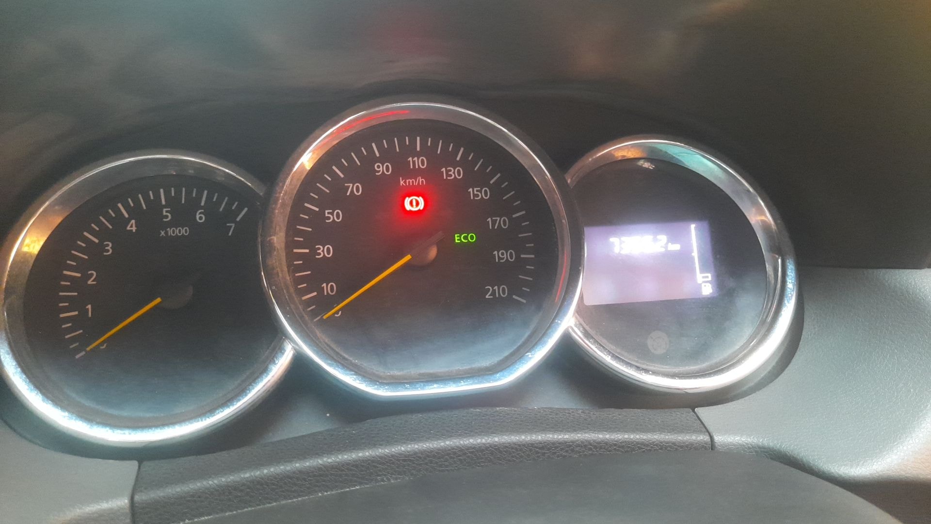 Duster image 16 Duster image 16