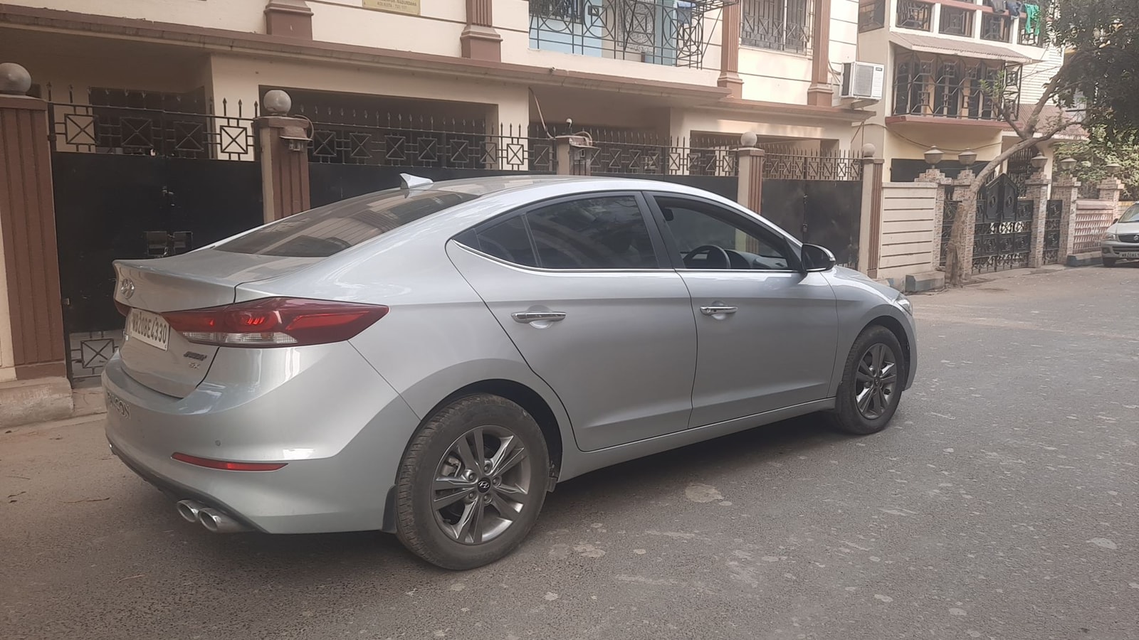 Elantra image 6 Elantra image 6