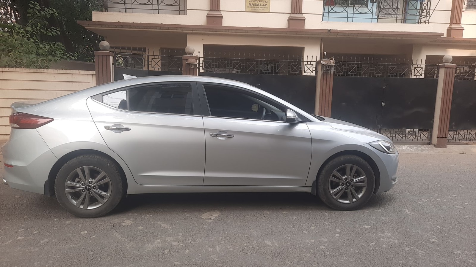 Elantra image 7 Elantra image 7