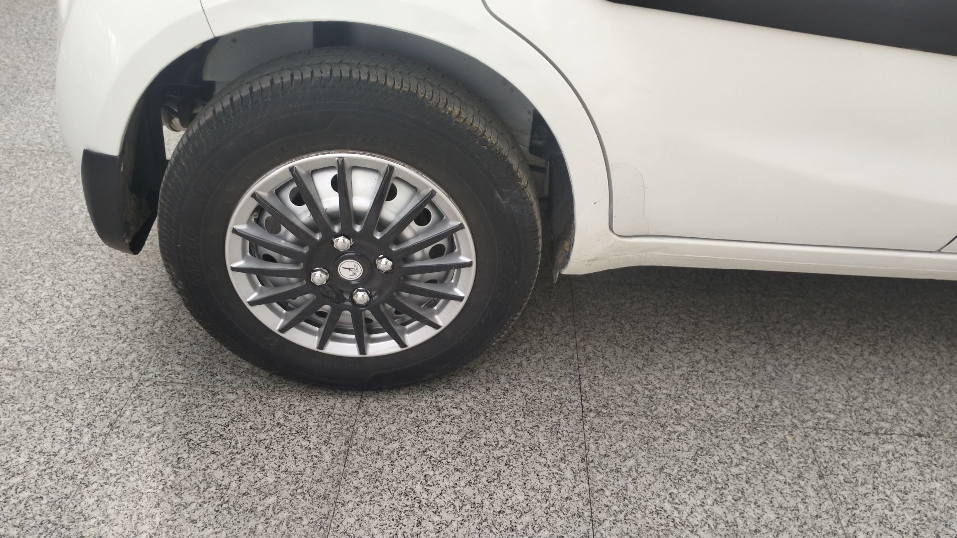 Ritz image 12 Ritz image 12