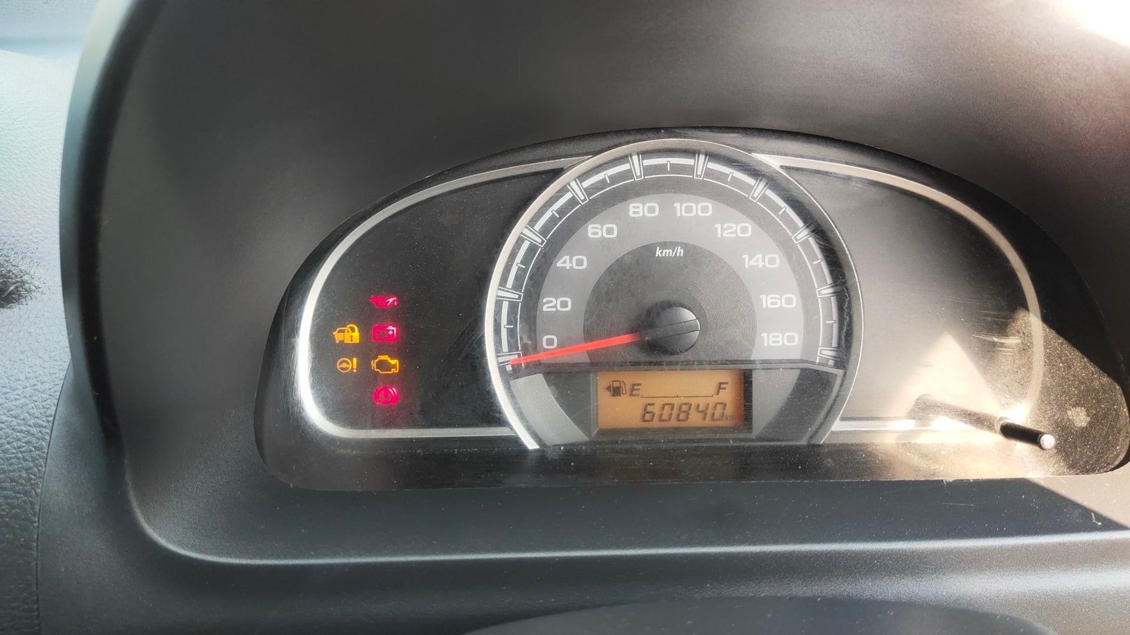 Alto 800 image 16 Alto 800 image 16