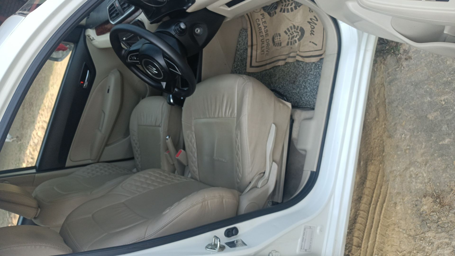 Dzire image 19 Dzire image 19