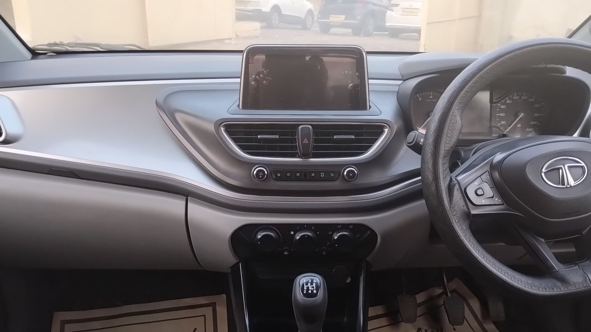 Altroz image 16 Altroz image 16