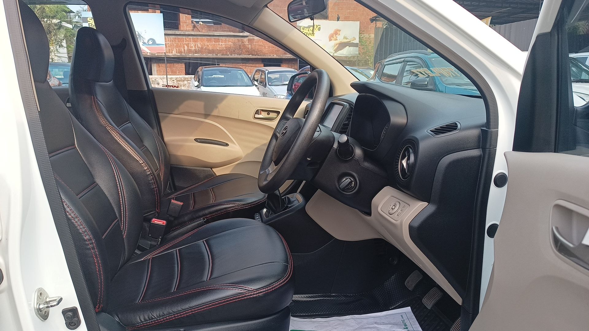 New Santro image 19 New Santro image 19