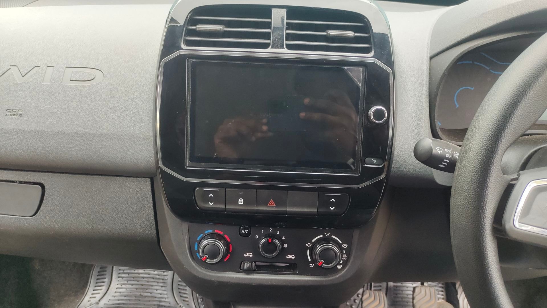 Kwid image 17 Kwid image 17