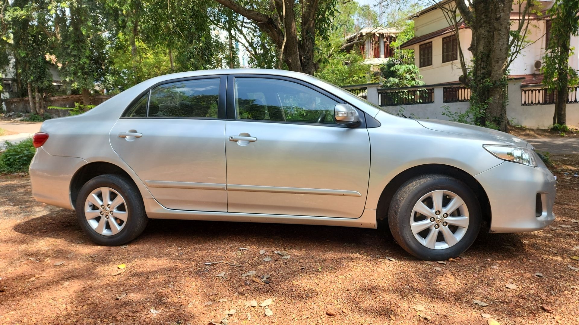 Corolla Altis image 7 Corolla Altis image 7