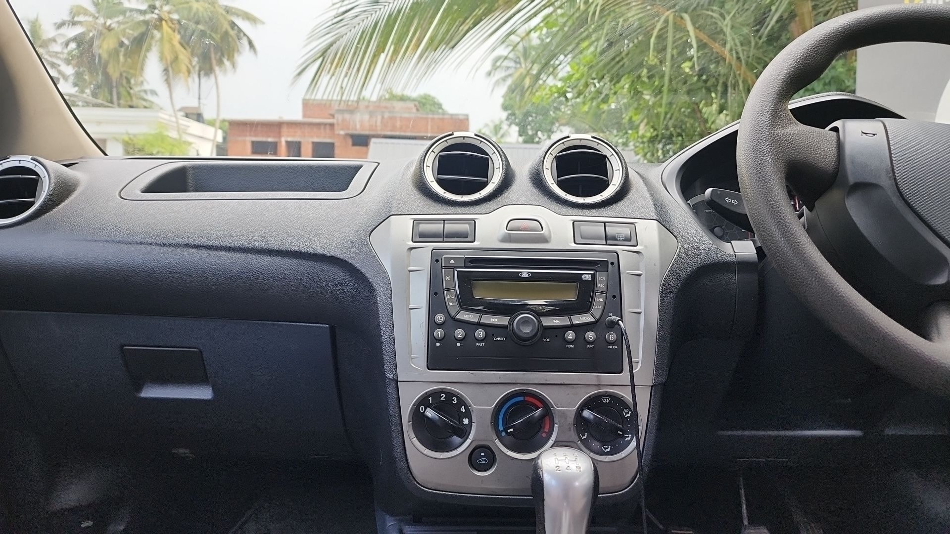 Fiesta Classic image 15 Fiesta Classic image 15