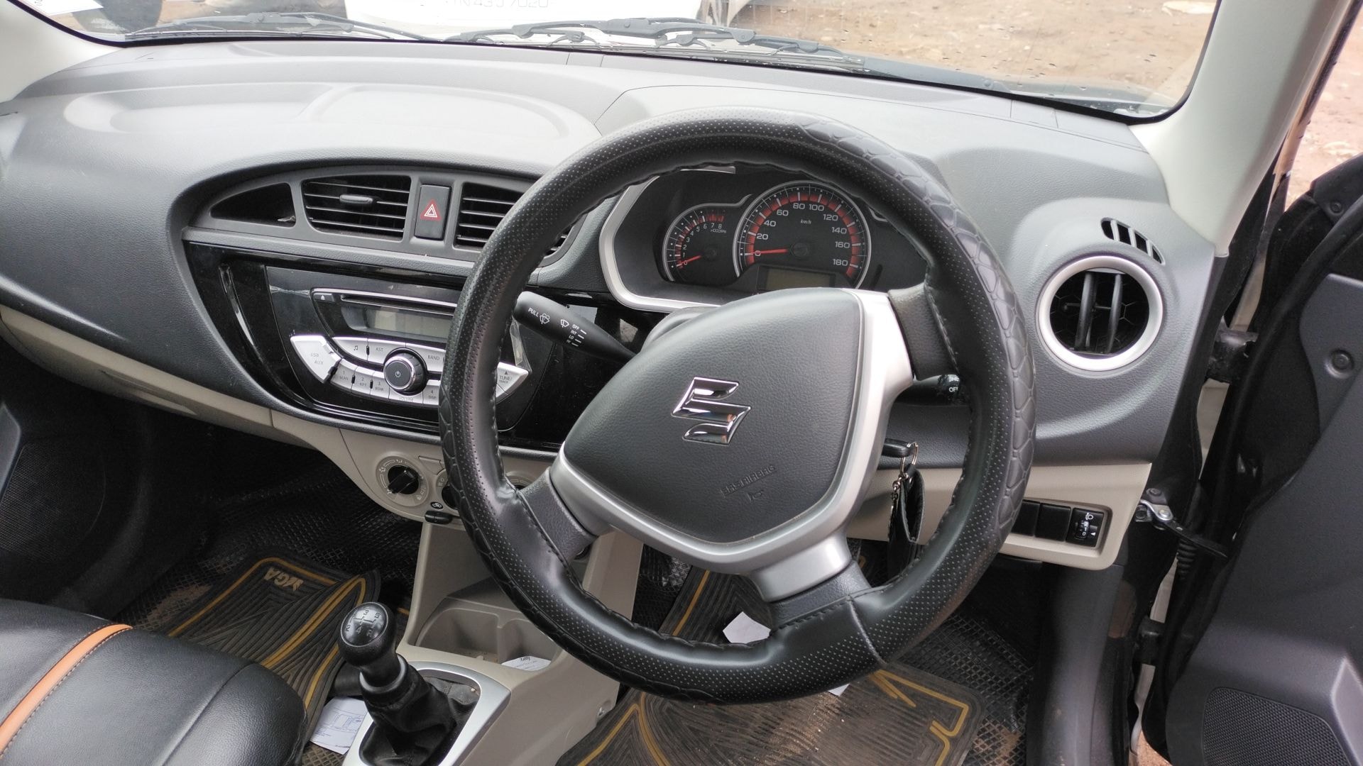 Alto K10 image 15 Alto K10 image 15