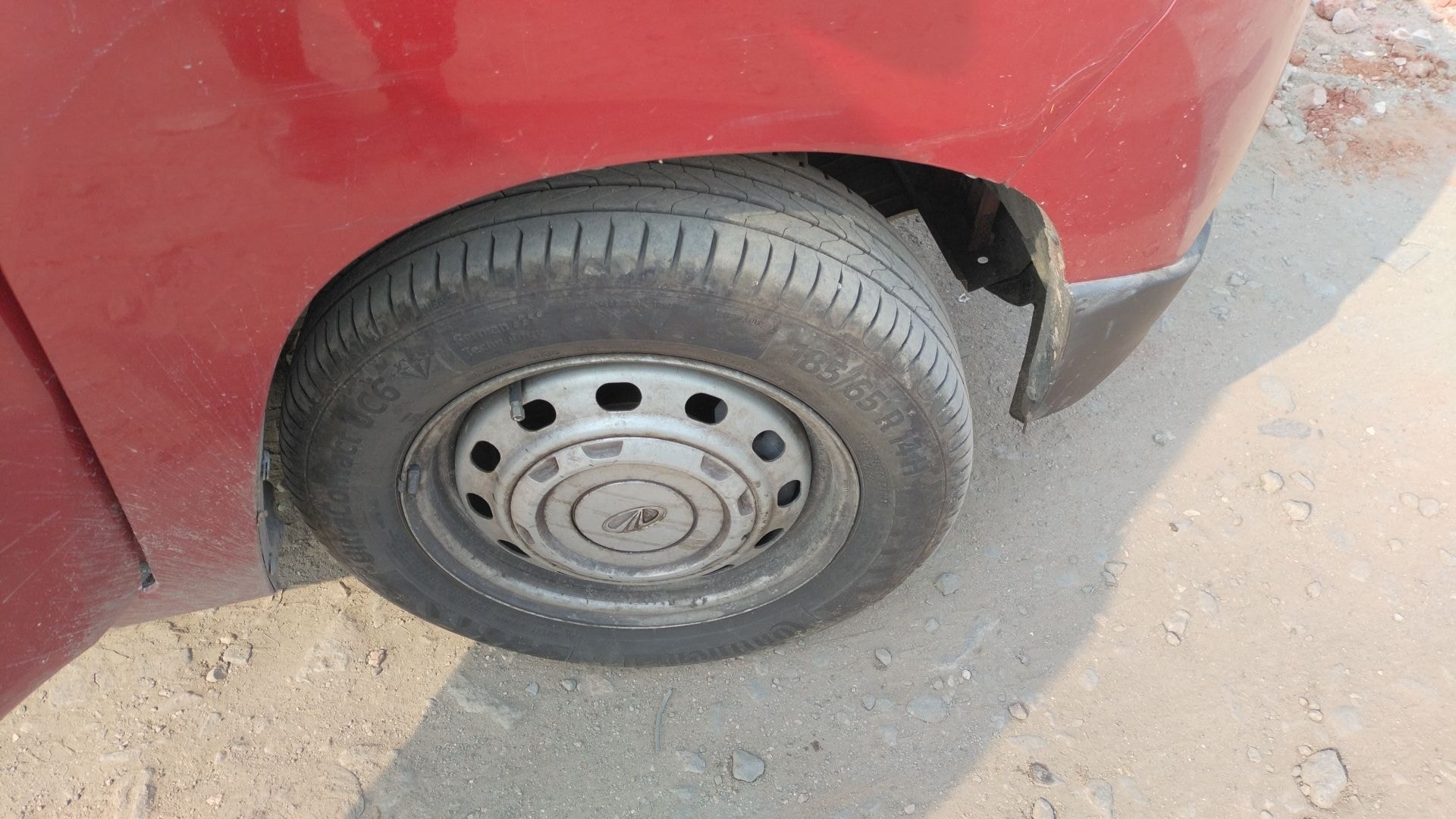 KUV100 image 11 KUV100 image 11