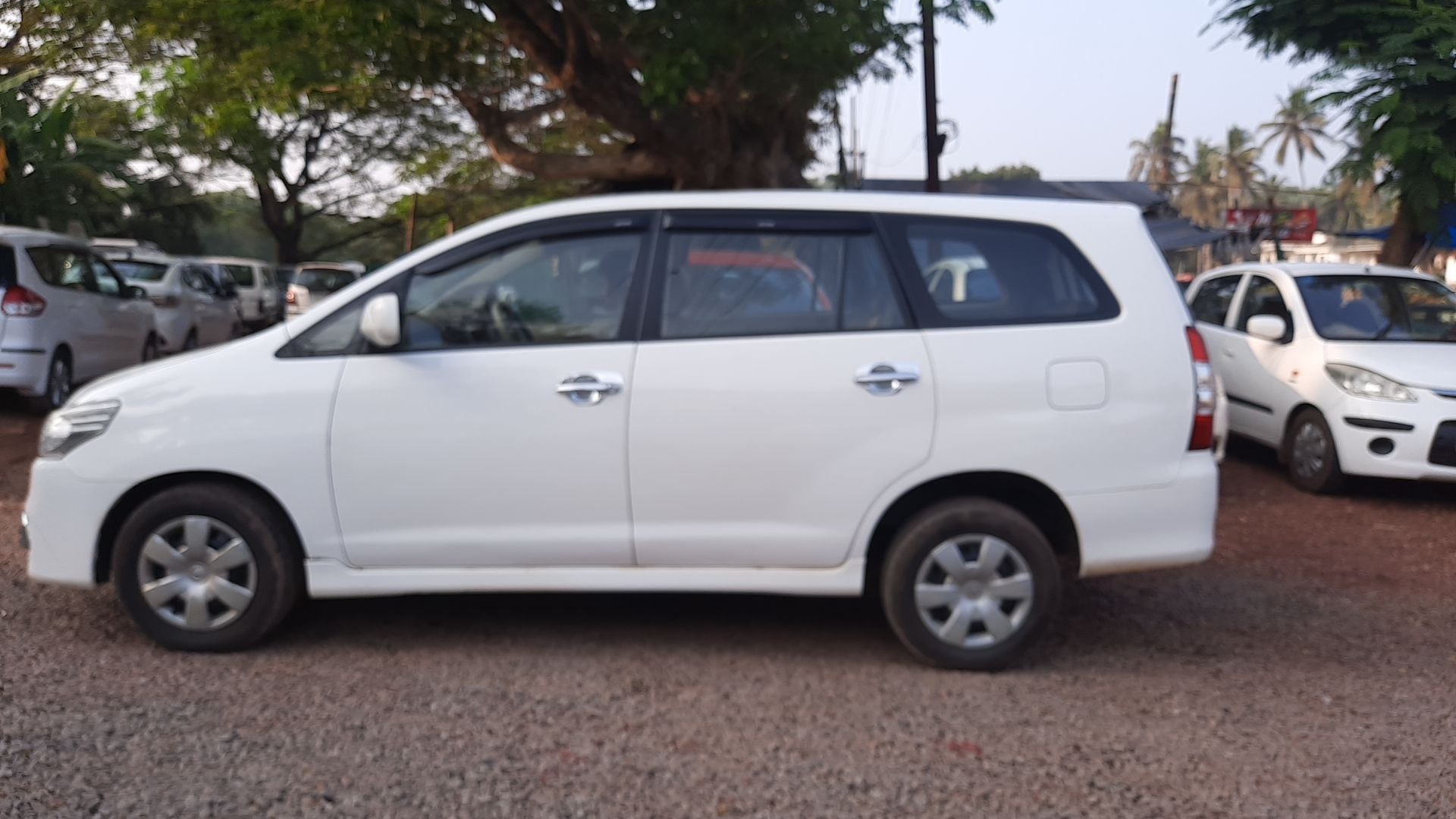 Innova image 2 Innova image 2