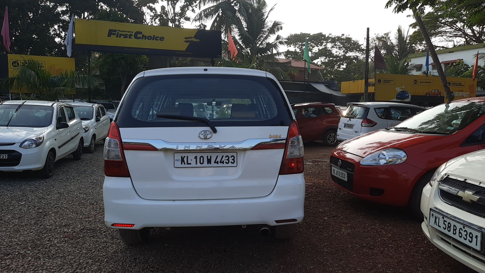 Innova image 4 Innova image 4