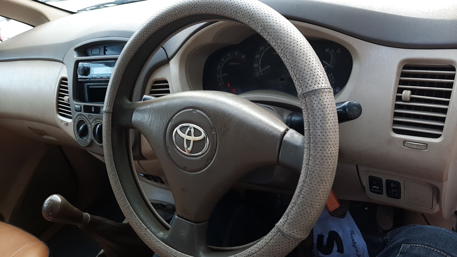 Innova image 18 Innova image 18